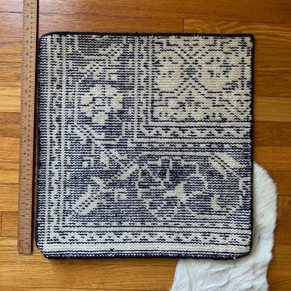 Pottery Barn Jaliyah Hand-knotted Rug Sample